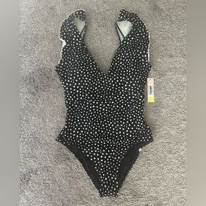 Summersalt The Ruffle Backflip, NWT, size 8.